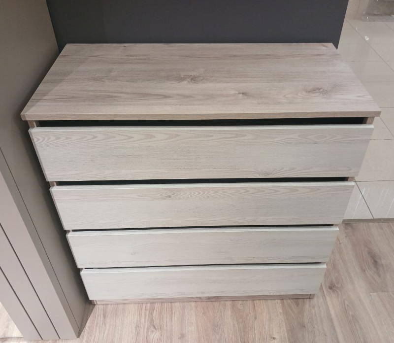 Комод 4 ящика Каштан Найроби / Серое дерево. 900*450*950