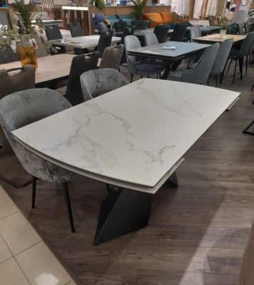 Стол обеденный "Элит 1" раскладной (КЕРАМИКА БЕЛЫЙ МАТОВЫЙ 118 TOP ALPINE WHITE / ЧЕРНЫЙ МАТОВЫЙ. Размер 1600-2240 мм *750 мм * 900 мм)