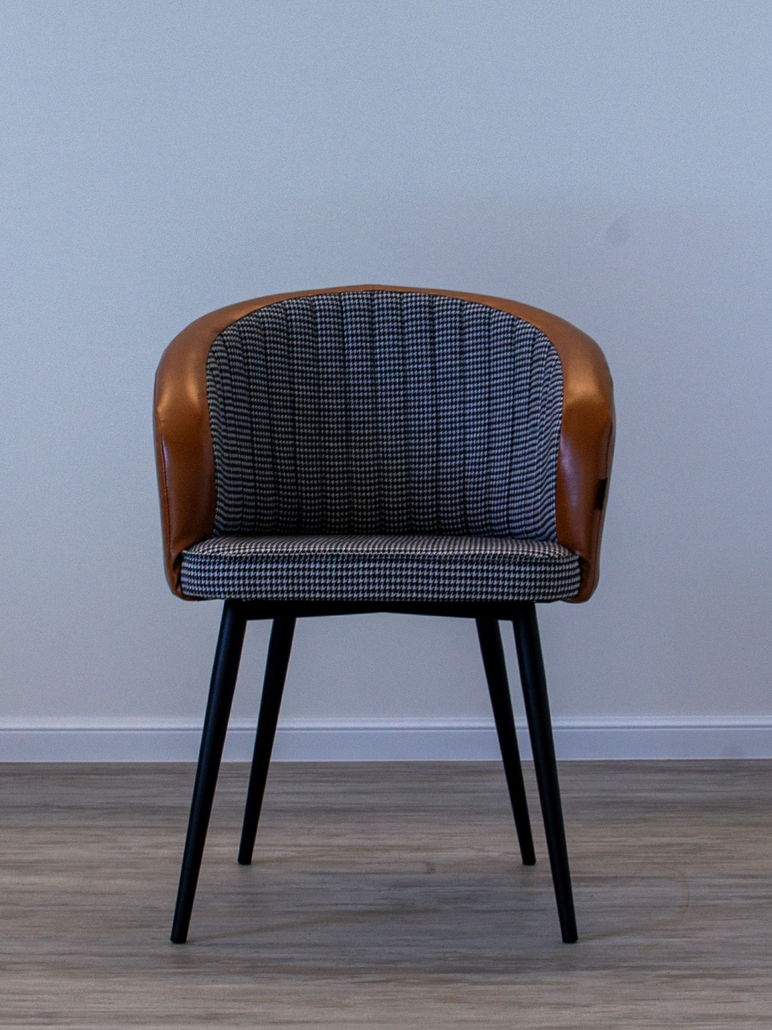 Стул кухонный "Шарм" (Цвет LATTE LUX 407 / ГОБЕЛЕН ЛОТОС КЛАССИК / ЧЁРНЫЙ МУАР, Размер 620 мм *840 мм *520 мм / 450 мм)