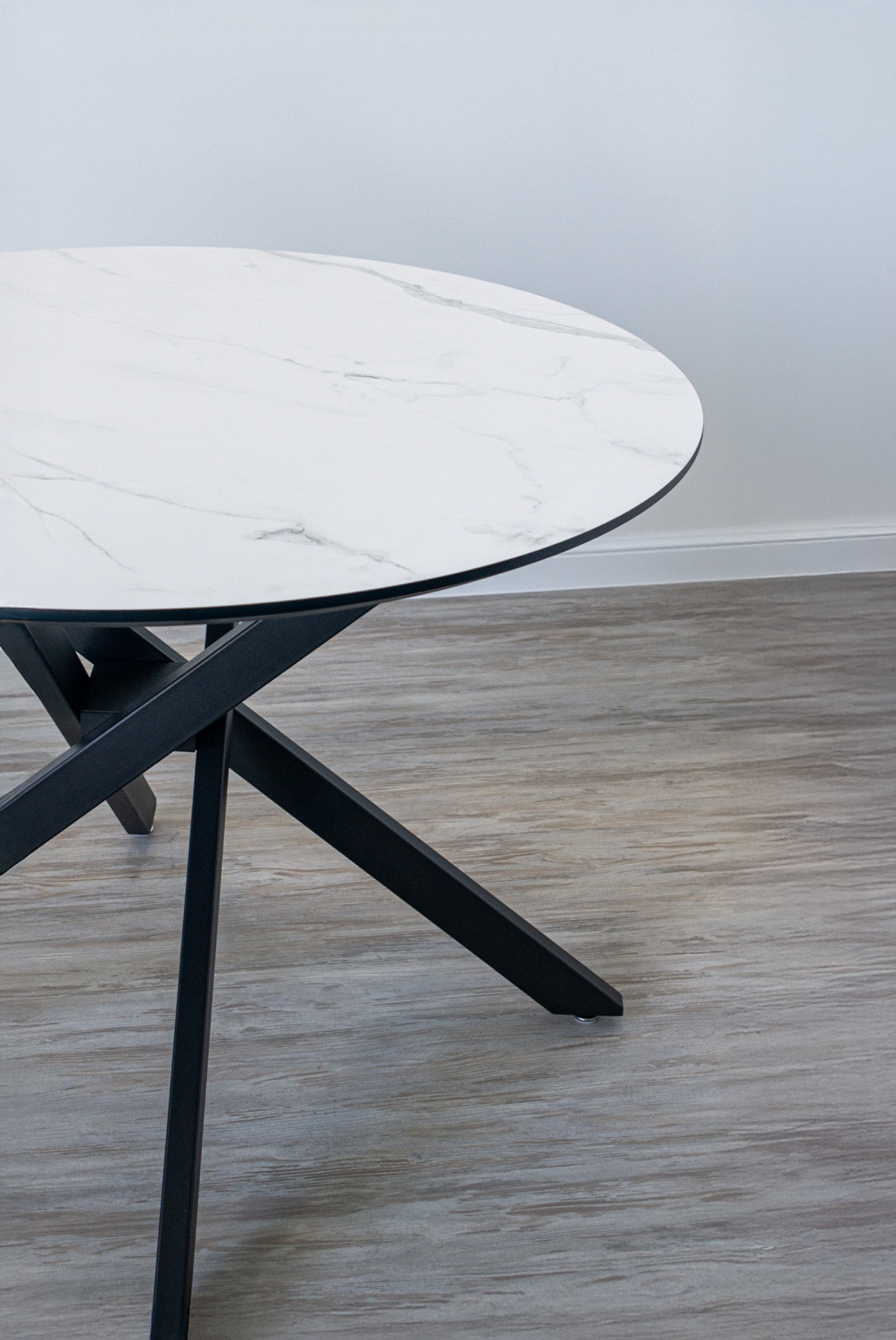 Стол обеденный F-1566-2 (HPL WHITE ROCK / ЧЁРНЫЙ МАТОВЫЙ, 1100 мм * 760 мм)