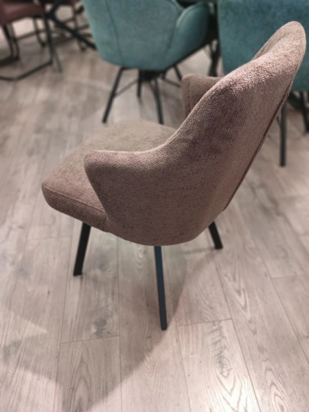 Стул "ХАНТ 360" поворотный (BELLA 06 BROWN / НОЖКИ ЧЕРНЫЕ)