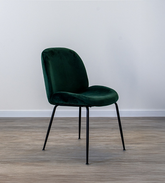 Стул кухонный DR-303  (Цвет ВЕЛЮР MJ11-107 ТЁМНО-ЗЕЛЁНЫЙ / ЧЁРНЫЙ МАТОВЫЙ, Размер 480 мм * 605 мм * 850 мм)