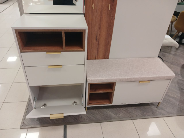 Прихожая № 4 "Кашемир/золото" 1600*400*2100. ЛДСП Кашемир/ Дуб Гудзон Амаретто