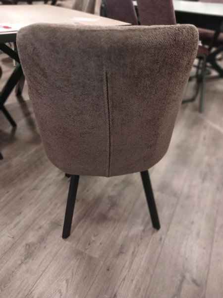 Стул "ХАНТ 360" поворотный (BELLA 06 BROWN / НОЖКИ ЧЕРНЫЕ)